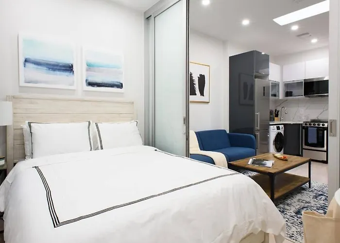 78-4B New Quality 1Br W&D In Unit Skylight